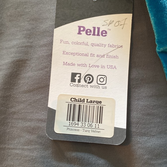 🆕PELLE- Gymnastics Biketard for Girls - Princess Turquoise Velvet- Kids Size L - Picture 7 of 11